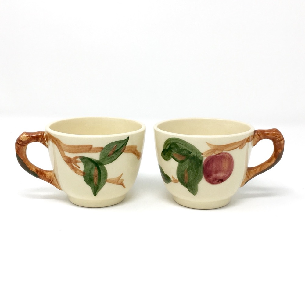 2 VTG Franciscan Ware Apple Tea Coffee Cup